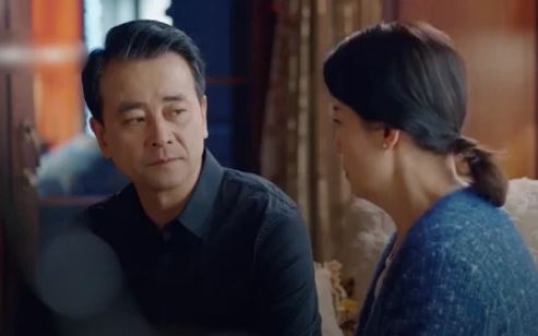 Mẹ chồng tương lai tuyên bố "góp tiền nhưng nhà chỉ đứng tên chồng" vì nàng dâu lỡ "ăn cơm trước kẻng", đến lúc hỏi tên cháu nội con dâu mới tung chiêu đối đáp