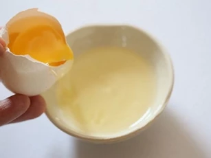 2 cách làm đẹp da bất ngờ với lòng trắng trứng gà