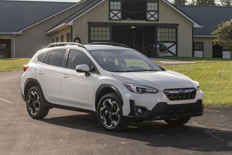 5. Subaru Crosstrek Plug-In Hybrid (giá khởi điểm: 36.845 USD).