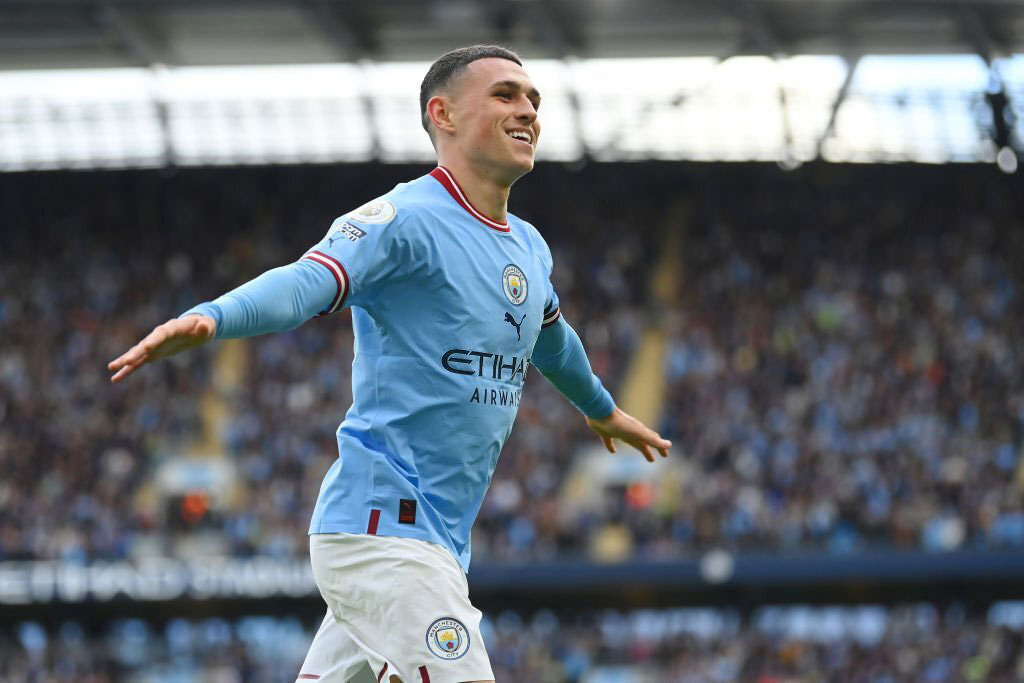 Đả bại MU, Phil Foden vượt luôn kỷ lục tồn tại 13 năm của Messi
