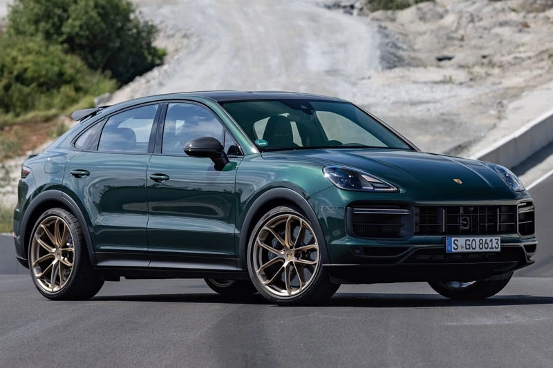 7. Porsche Cayenne Turbo GT 2022 (công suất tối đa: 631 mã lực).