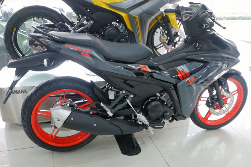 Yamaha Exciter 155 VVA nhận ưu đãi “khủng”, quyết đấu Honda Winner X