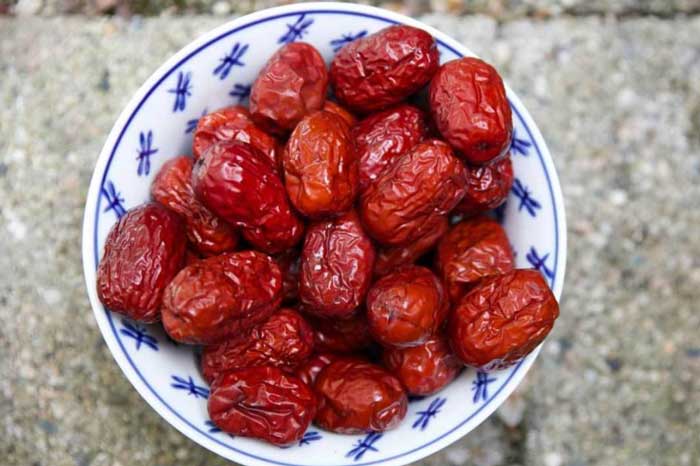 'Đèn đỏ' là thời điểm vàng thải độc cơ thể, 3 việc phải tránh 5 thứ nên ăn để trẻ mãi không già