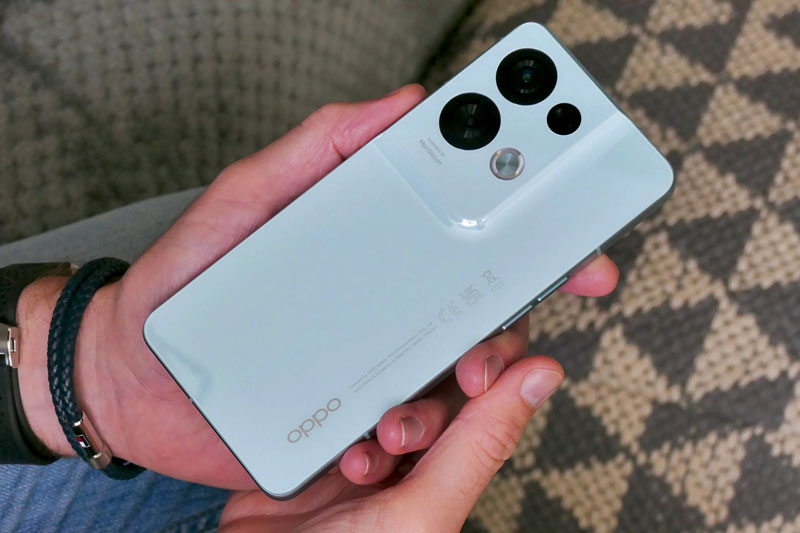 Hé lộ giá bán Oppo Reno8 Pro 5G tại Việt Nam, cạnh tranh với Samsung Galaxy S22 5G