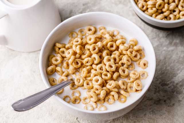 Phụ nữ muốn giữ vóc dáng thon thả, tuyệt đối không được ăn 5 thực phẩm này trước 10 giờ sáng