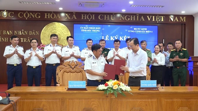 UBND tỉnh Sóc Trăng và BTL Vùng Cảnh sát biển 4 đã ký kết Quy chế phối hợp quản lý các hoạt động liên quan đến lĩnh vực thủy sản 