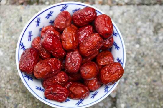 Phụ nữ sau 30 tuổi nhất định phải ăn 5 thực phẩm này, vừa giữ dáng đẹp da lại kéo dài tuổi thọ