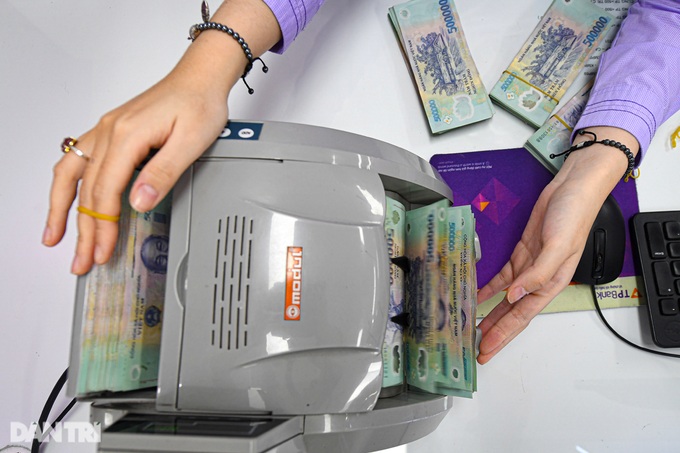 Ngân hàng tìm cửa hút tiền, người gửi 10 triệu đồng đã nhận lãi 8,4%/năm