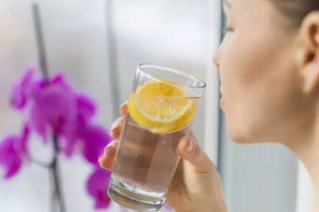 Muốn giảm cân hiệu quả và an toàn, nàng hãy thử kết hợp nước chanh với nguyên liệu này