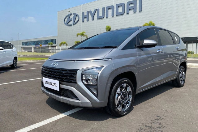 MPV siêu đẹp của Hyundai sắp ra mắt cạnh tranh Mitsubishi Xpander, đại lý đã nhận cọc