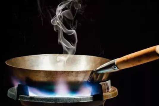 4 thói quen nấu ăn tai hại của bà nội trợ khiến cả nhà mắc bệnh, cần sửa ngay trước khi quá muộn