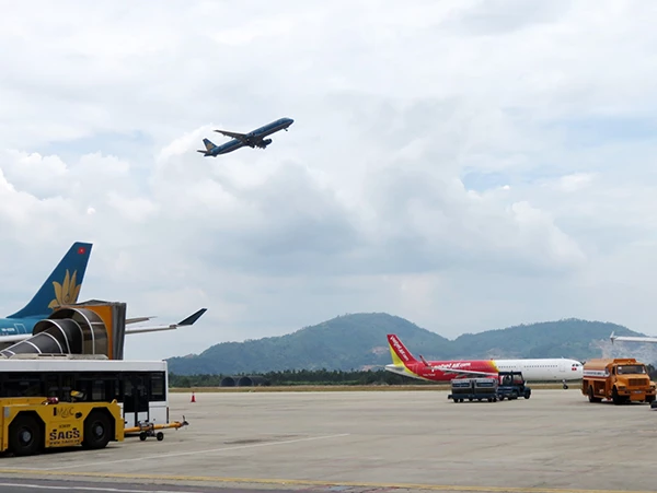 9 tháng qua sân bay quốc tế Đà Nẵng đón hơn 18 ngàn chuyến bay với gần 3 triệu lượt khách