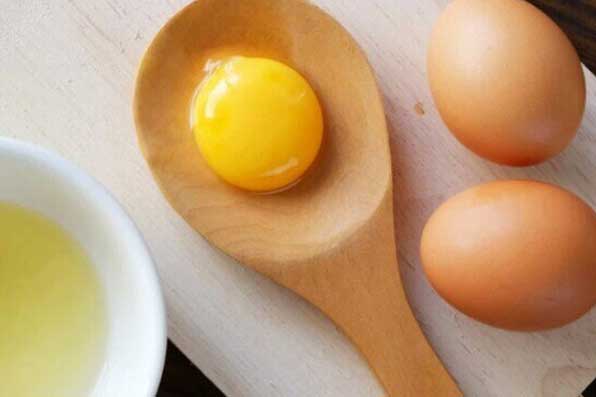 4 món ăn đơn giản giúp vòng 1 "xẹp lép" trở nên căng mẩy