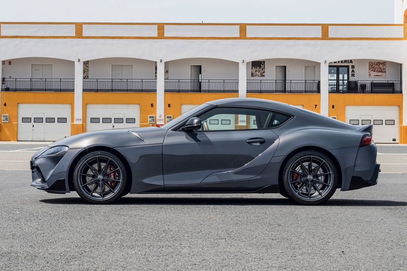 Top 10 xe thể thao đáng mua nhất năm 2022