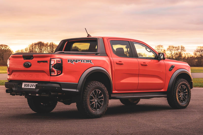 Ford Ranger Raptor 2023 bất ngờ xuất hiện tại Việt Nam