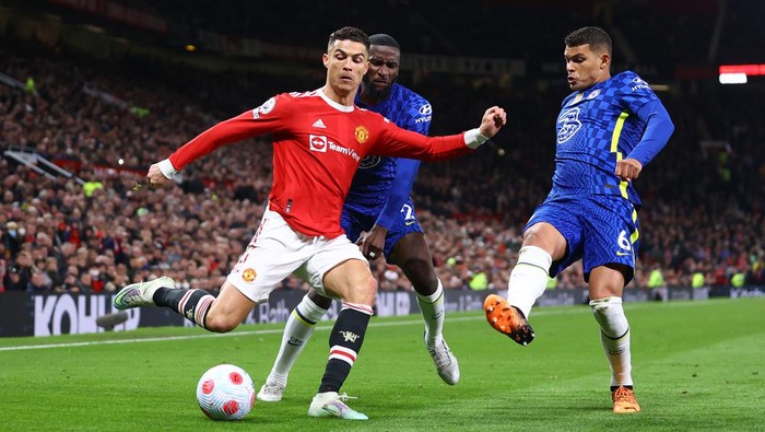 Man Utd đón nhận hung tin trước trận đại chiến với Chelsea