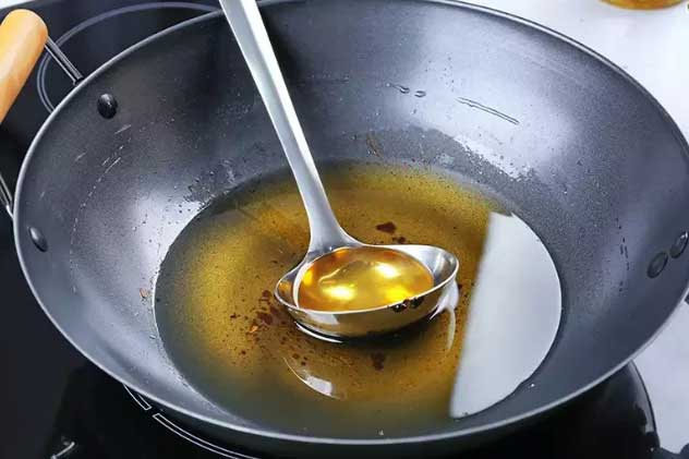 2 loại dầu ăn chứa chất độc dễ gây ung thư, nhiều gia đình Việt vẫn đang sử dụng