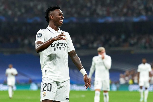 D&#x1EF1; &#x111;o&#xE1;n k&#x1EBF;t qu&#x1EA3; l&#x1B0;&#x1EE3;t tr&#x1EAD;n th&#x1EE9; 4 v&#xF2;ng b&#x1EA3;ng Champions League: Real, Man City gi&#xE0;nh v&#xE9; &#x111;i ti&#x1EBF;p?