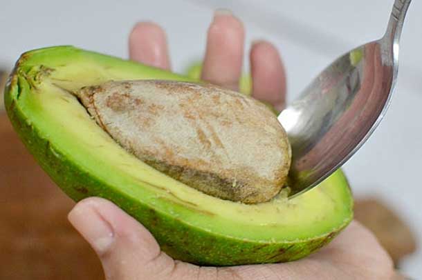 Ăn bơ đừng dại mà mắc phải những sai lầm này, cẩn thận gây hại cả gia đình