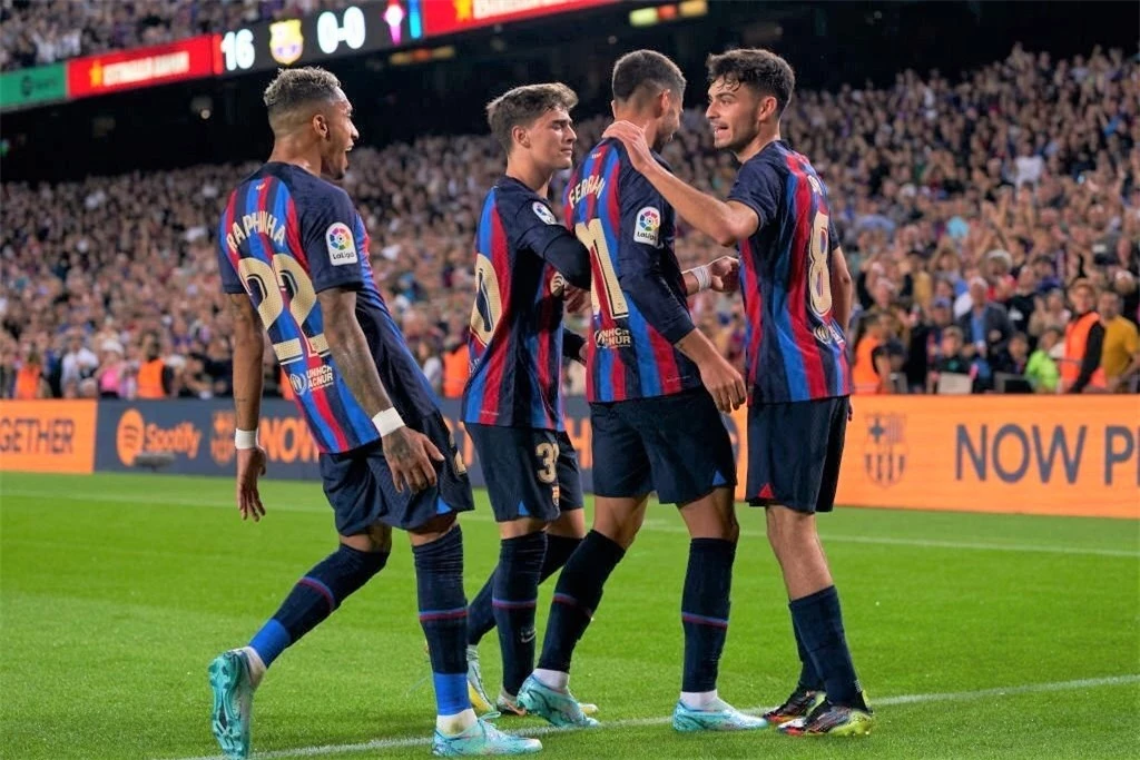 Lộ rõ nguyên nhân khiến Barca sa sút, vì đâu đến nỗi? 201563