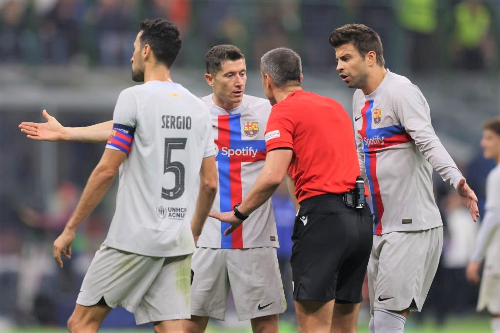 Lộ rõ nguyên nhân khiến Barca sa sút, vì đâu đến nỗi?