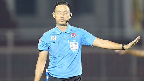 Thổi phạt đền oan với Thanh Hóa, trọng tài Ngô Duy Lân bị treo còi