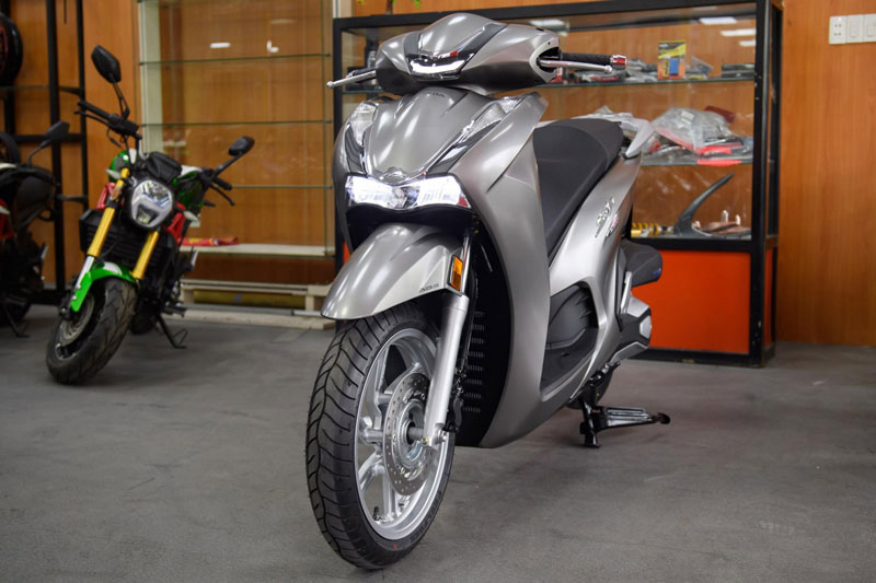 'Ngược chiều xu hướng', giá Honda SH 350i tiếp tục 'lao dốc', thấp hơn giá đề xuất 6 triệu đồng