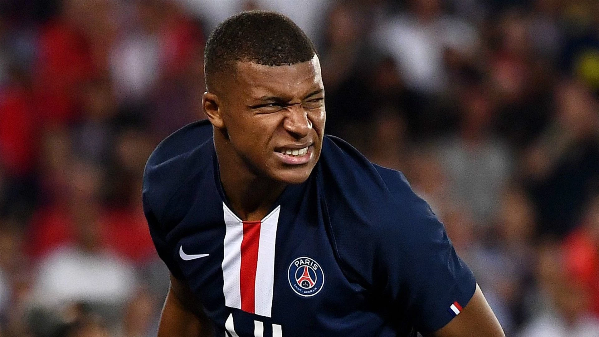 PSG bị lộ bằng chứng bắt nạt cầu thủ, có thể mất trắng Mbappe? 201980