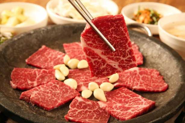 Nguy hiểm hơn cả thức khuya và uống rượu, duy trì thói quen này sẽ cực kỳ gây hại cho gan và thận