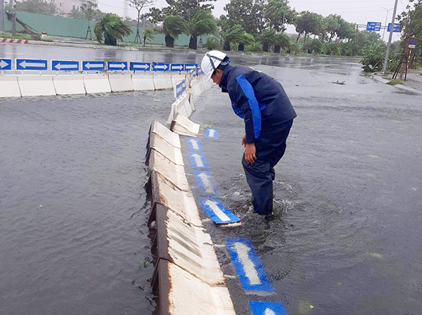 Đà Nẵng yêu cầu đảm bảo an toàn giao thông trong đợt mưa lũ lớn những ngày tới