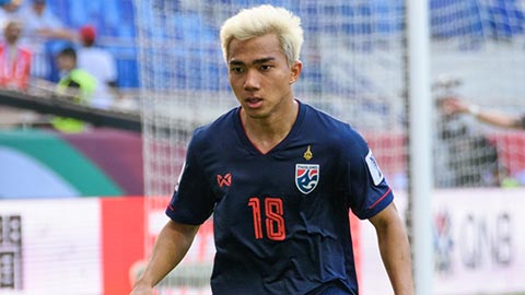 Chanathip chỉ trích cầu thủ trẻ Thái Lan tham tiền