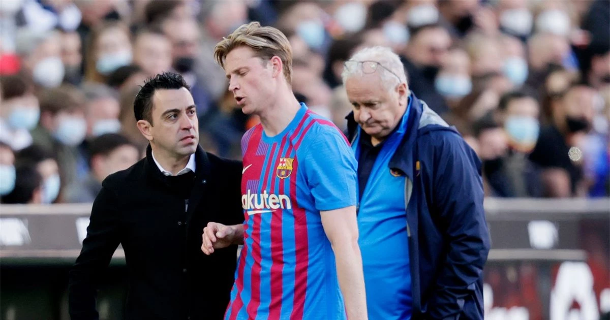 Frenkie De Jong nổi loạn tại Barca, cân nhắc tương lai ngay trong mùa đông 202684