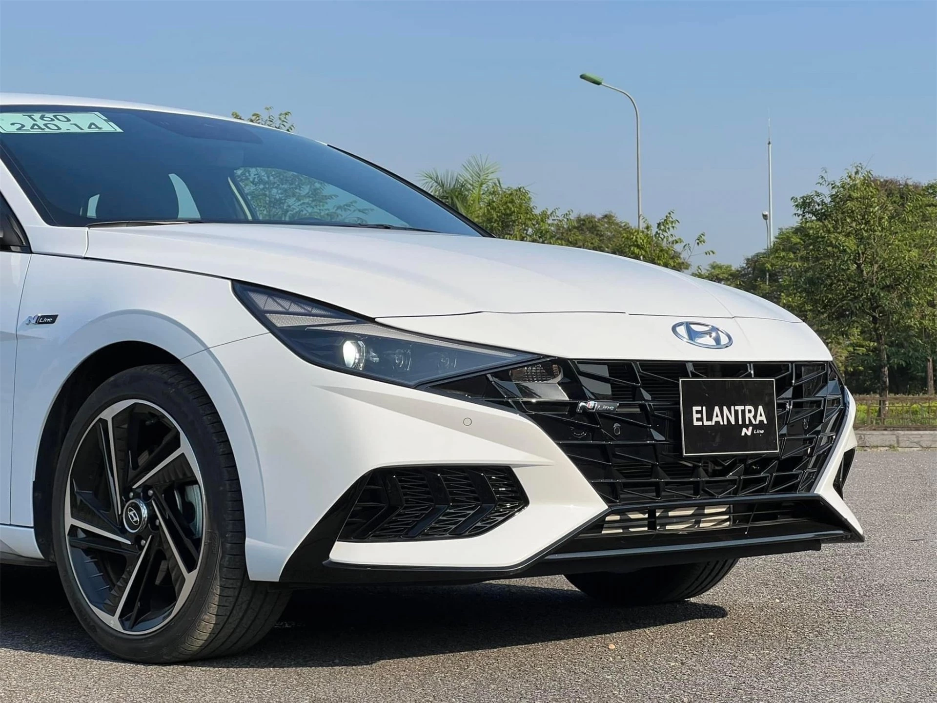 Giá 799 triệu đồng, Hyundai Elantra 2023 vừa ra mắt có gì đấu Mazda 3, Civic? 202720