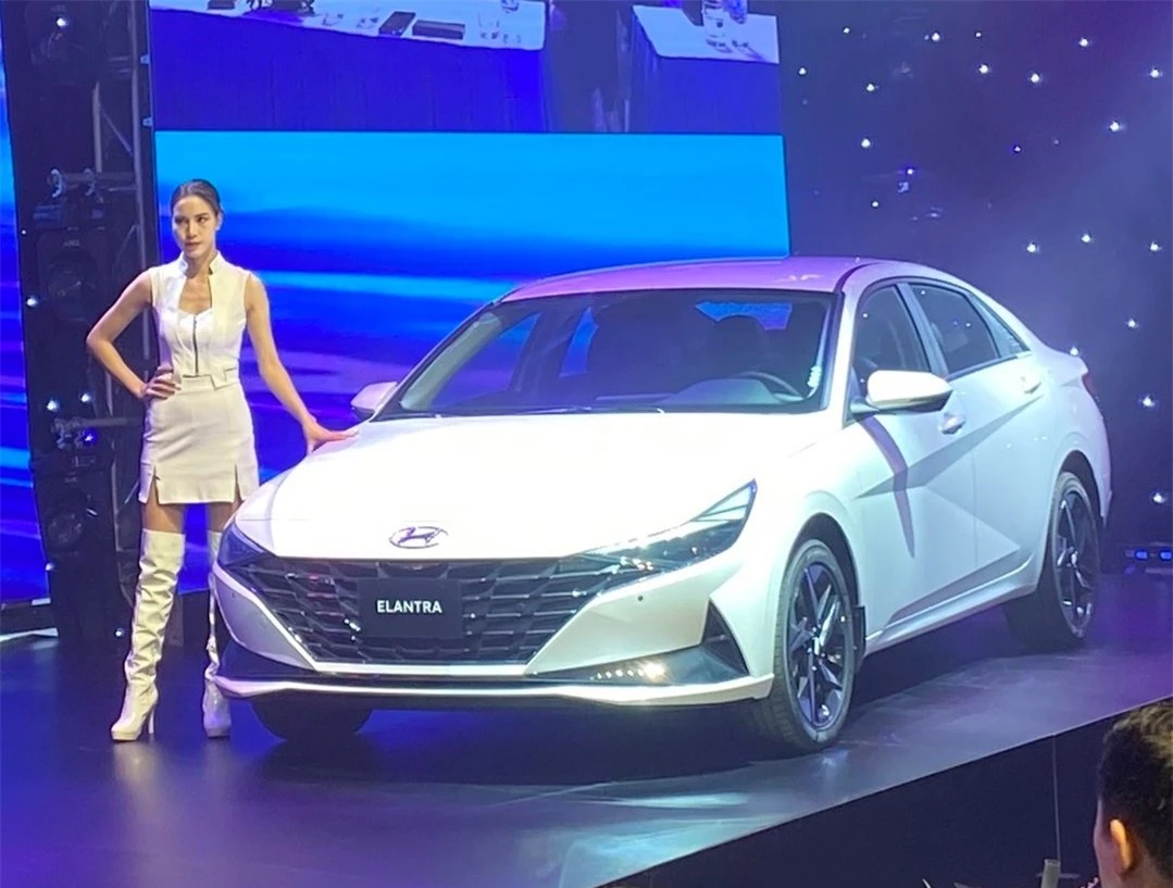 Hyundai Elantra 2023 chính thức ra mắt tại Việt Nam, giá từ 599 triệu đồng 202606
