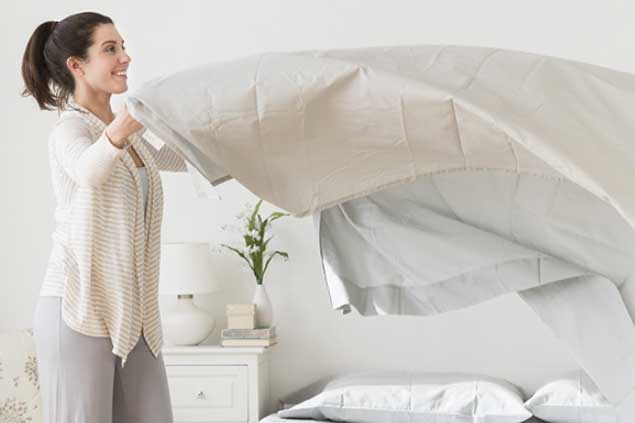 Tác hại của việc gấp chăn ngay sau khi ngủ dậy, đọc xong nhiều người chắc chắn "mừng thầm"