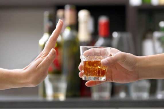 4 thực phẩm có khả năng làm "thủng" dạ dày nếu dùng khi đói, số 2 cực kỳ nguy hiểm