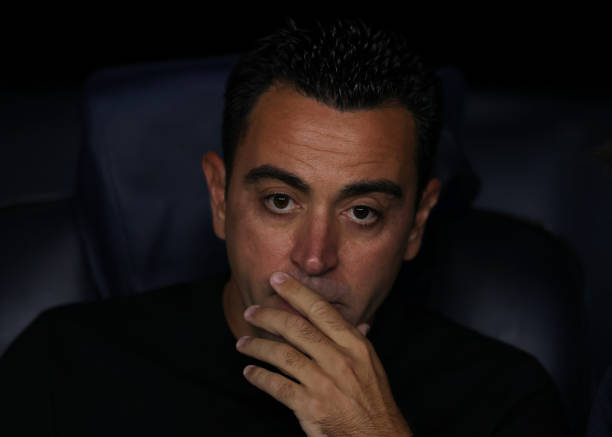 HLV Xavi sắp 'bay ghế', Barca nhắm người cũ Chelsea về thay thế?