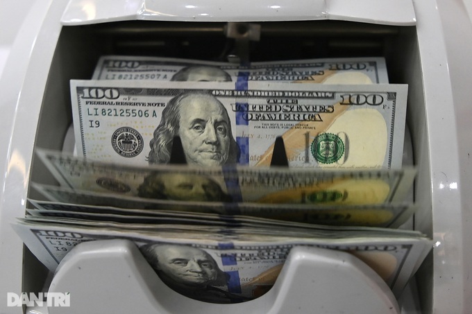 Các nước châu Á đã bán ra 50 tỷ USD để cứu đồng nội tệ