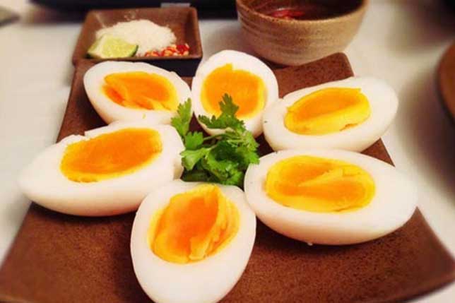 Ăn trứng gà luộc mỗi ngày theo đúng cách này, người béo lâu năm mấy cũng giảm được 7kg trong 1 tuần