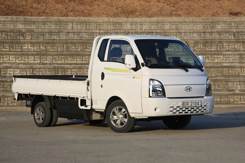 1. Hyundai Porter (doanh số: 8.503 chiếc).