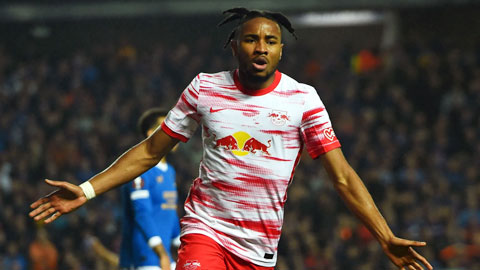 Chelsea chuẩn bị hút máu Bundesliga