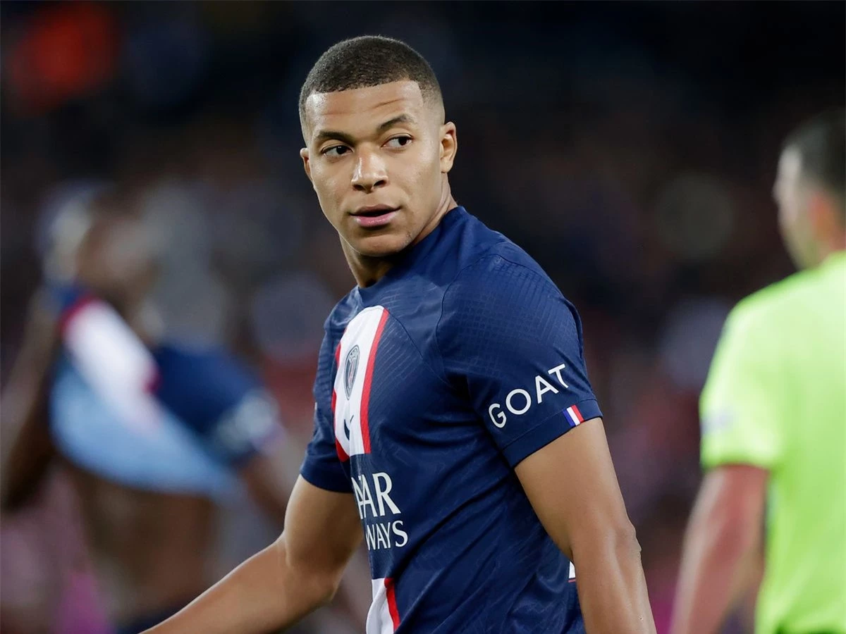 NÓNG: Mbappe 'chơi chiêu' như Neymar, PSG bất lực ngậm đắng nuốt cay 203342