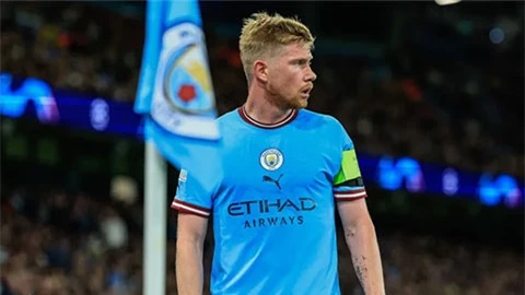 Top 10 cầu thủ làm bóng hay nhất thế giới: De Bruyne số 1, Messi số 2