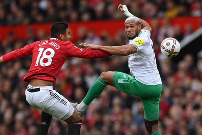 Ronaldo 2 lần bị từ chối bàn thắng, MU chia điểm với Newcastle