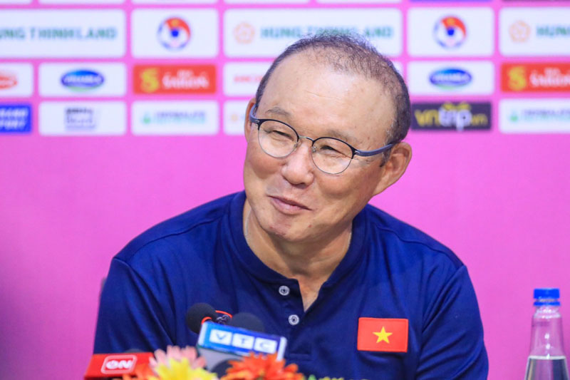 Bất ngờ với công việc của HLV Park sau khi không gia hạn hợp đồng với VFF