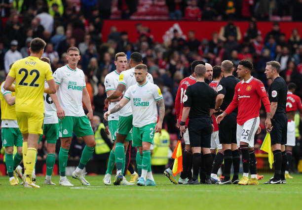 HLV Erik ten Hag: 'MU xứng đáng giành chiến thắng'