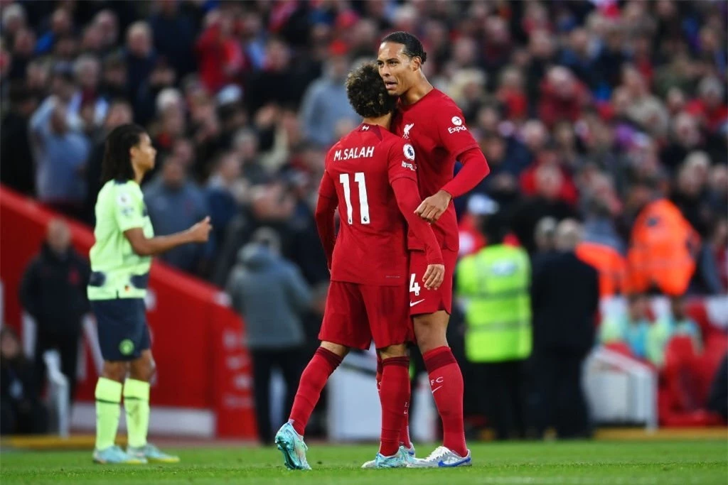 van dijk dap tan chi trich sau khi bo tui haaland 4