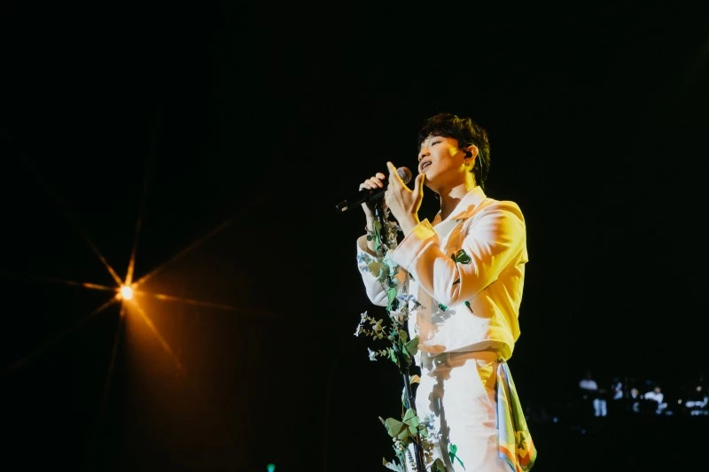 Ca sĩ Hoàng Dũng gây ấn tượng với Yên Concert tại TP. HCM.