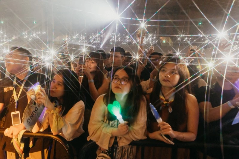 Hình ảnh lung linh trong Yên Concert