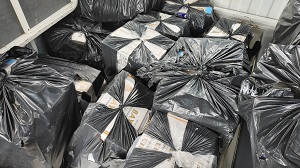 An Giang: Bắt tạm giam nhóm đối tượng buôn bán, vận chuyển 4.000 gói thuốc lá nhập lậu